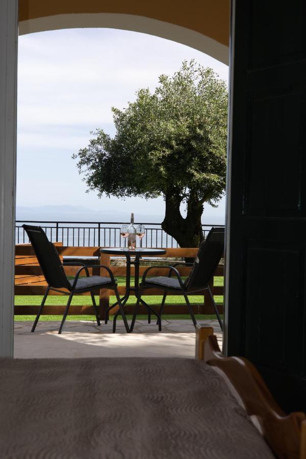 Silent Bay Apartments Katávolos Exteriér fotografie