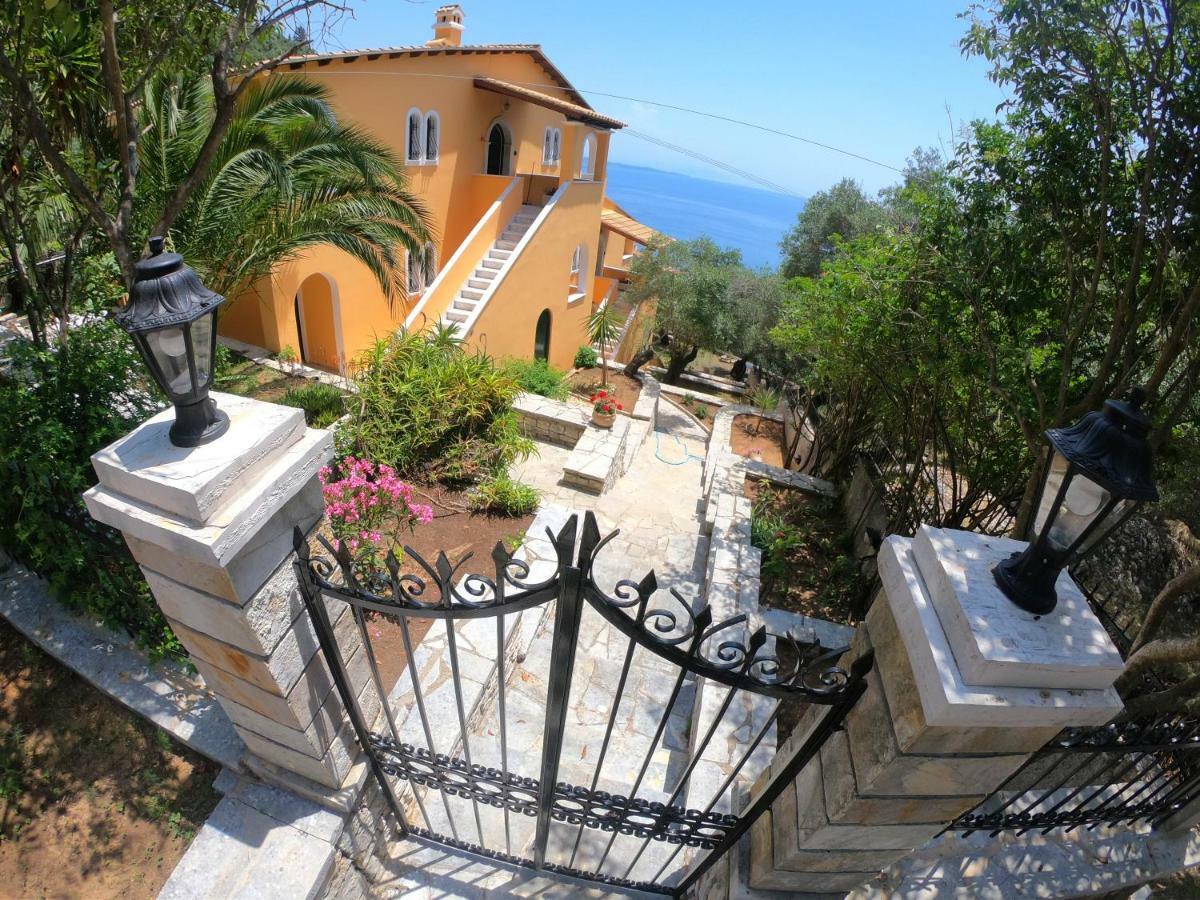 Silent Bay Apartments Katávolos Exteriér fotografie